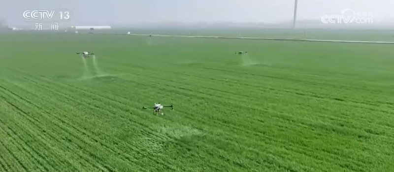  春分时节田野忙碌；科技力量注入春耕；数字化护航粮食丰收。 IT技术 春分时节田野忙碌；科技力量注入春耕；数字化护航粮食丰收。 IT技术