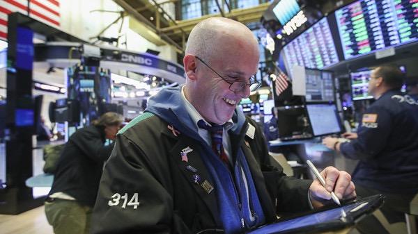  【市场深度研报】：全球资本流动视角下的资产配置新逻辑 股票财经 【市场深度研报】：全球资本流动视角下的资产配置新逻辑 股票财经 【市场深度研报】：全球资本流动视角下的资产配置新逻辑 股票财经