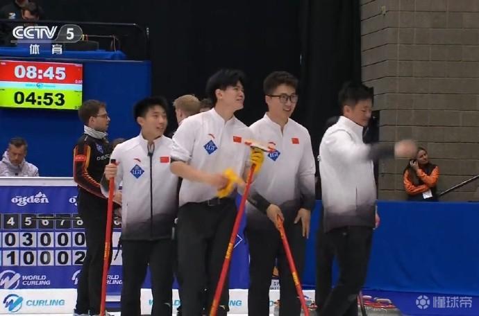  解析冰壶战术的进阶逻辑：从世锦赛失利看队伍成长 体育新闻