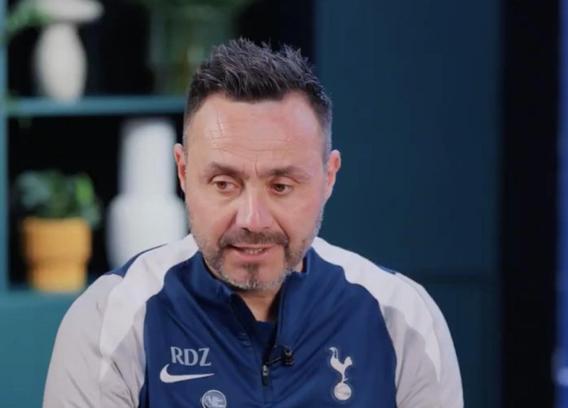 【战术深度】德泽尔比解码现代足球精神属性：为什么“球烫脚”才是更衣室文化的核心竞争力