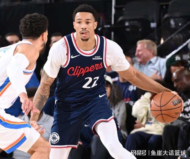  独木难支的坚守：伦纳德用56场20+诠释NBA的孤独美学 体育新闻