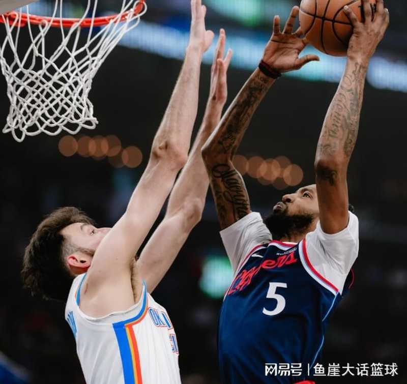  独木难支的坚守：伦纳德用56场20+诠释NBA的孤独美学 体育新闻